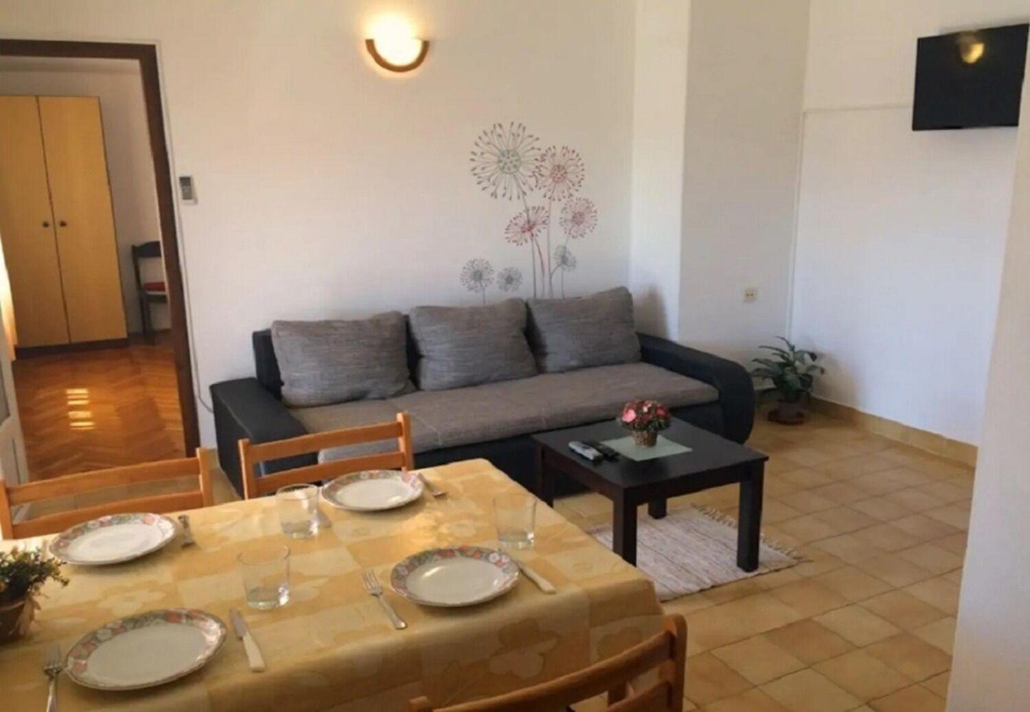 Apartments And Rooms Ognjen - Family Apartments With Free Parking Betina  Exteriör bild
